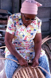 Lucreaty Clark making white oak basket