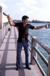 Cuban fisherman with "yo-yo" fishing gear