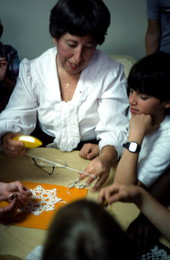 Concettina Barone giving a tatting demonstration - Jacksonville, Florida.