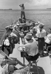 Group boating to Larry Stolts' place at Cabbage Key, Florida.