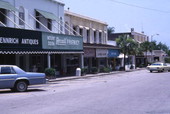 Looking south along the east side of Donnelly St. in downtown Mount Dora.