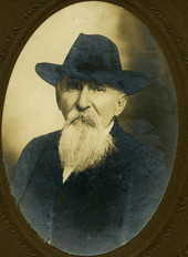 Portrait of Paul Yingling.