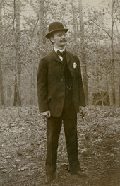 Portrait of Koreshan James Calderwood.