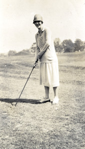 Koreshan Imogene Bubbett Rahn playing golf.