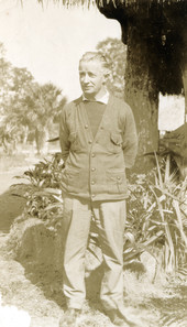 Outdoor portrait of Koreshan dentist Dr. Frank Wilson.