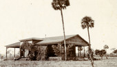 Koreshan Unity cottage "Amitie".