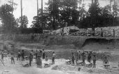 Mining phosphate at Dunnellon - Florida