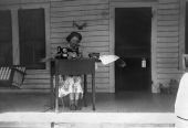 Home demonstration agent Miss Curtis demonstrates making slip covers - Lamont, Florida