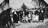 Picture of an extended family.