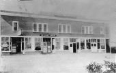 Snell Building, housing the Avery Public Library - New Port Richey, Florida