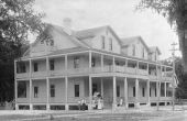 Oakland Hotel - Oakland, Florida.
