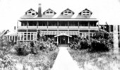 Front view of the Runnymede Hotel - Runnymede, Florida.