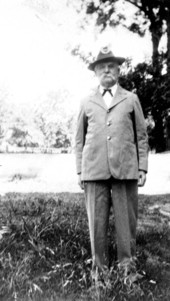 William Perkins wearing a confederate veteran's uniform