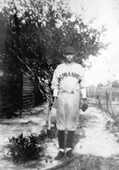 Loring Peeples in his Suwannee High School baseball uniform