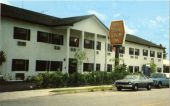 Three Sisters Economy Inn at Pompano Beach.