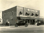 Cars parked in front of Rawlings' Grocery - Hialeah, Florida.