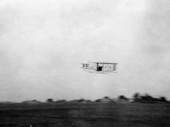 Flight of Lloyd C. Griscom's and Wilbur Wright.