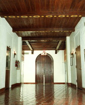 Interior view of the entrance to Bay Pines VA Hospital.