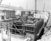 Construction of the Inglis Lock