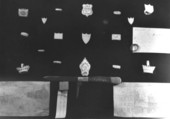Display of rings and emblems found in Clermont?