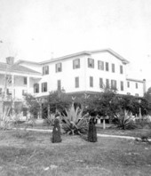 Brock House hotel - Enterprise, Florida.