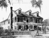 Magnolia Hotel.