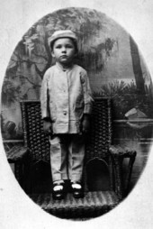 Theodore Hartridge Willard, Jr. at the age of three.