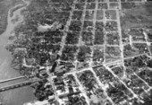 Aerial view of Melbourne and Crane Creek.