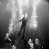 Filming of "Airport 77" underwater
