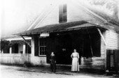 Storefront : Milton, Florida