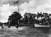 Cottage on Tarpon Bay : Sanibel Island, Florida.