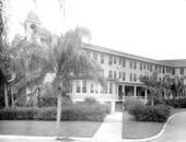 Kenilworth Lodge : Sebring, Florida.
