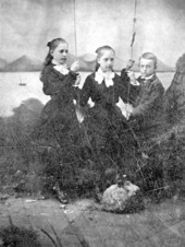 Portrait of Jane Brevard, Alice Hayne Brevard, and Ephriam Mays Brevard.