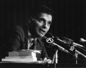 View of political activist Ralph Nader speaking at the Miami-Dade Community College