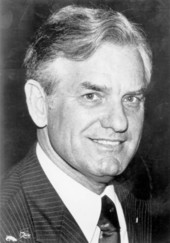 Portrait of Wayne Mixson.