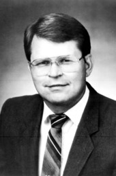 Portrait of Republican legislator Tom Warner.