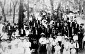 Crowd at picnic - Bronson, Florida