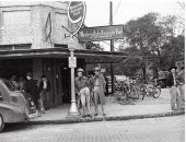 Soldiers on street corner - Starke, Florida