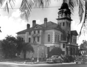 Suwannee County courthouse - Live Oak, Florida