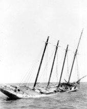 Schooner "Clifford N. Carver" sinking on Tennessee Reef in Keys - Long Key, Florida