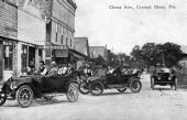 Automobiles on Citrus Avenue - Crystal River, Florida