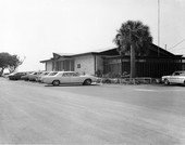 Side view of the Shell Point Restaurant - Shell Point, Florida