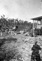 Homestead bakery truck at Seminole Indian village
