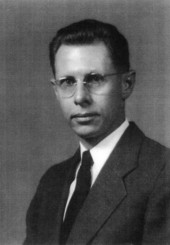 Portrait of Circuit Judge Curtis E. Chillingworth.