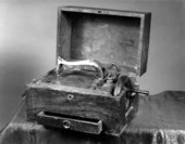 Mrs. Cromartie's old sewing machine.