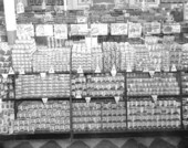 Libby canned products display at Setzer's grocery.