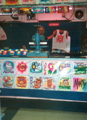Airbrush artist Larry Bloyd at Panama City Beach T-shirt shop.