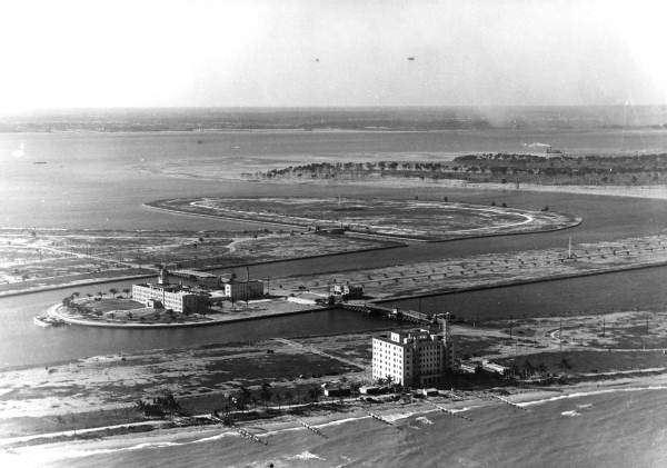 Aerial view of Biscayne Bay Islands.